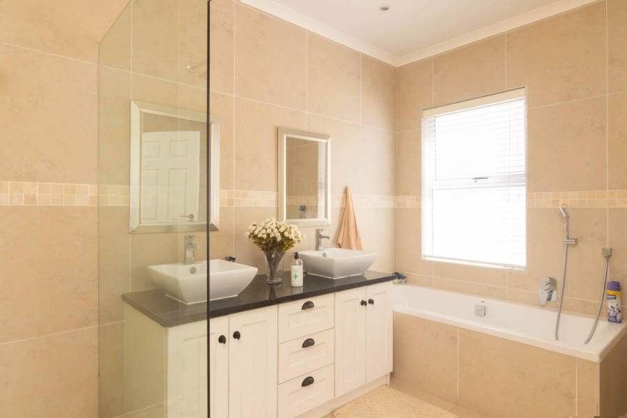 3 Bedroom Property for Sale in Port Owen Western Cape